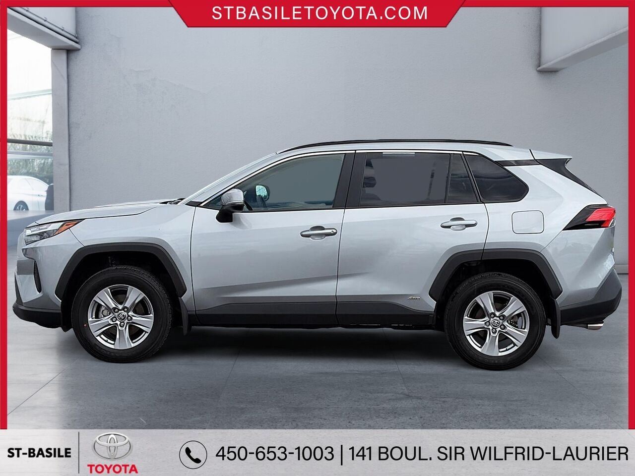 Toyota RAV4 Hybride 2025 Ciel argent métallisé Saint-Basile-le-Grand - photo #7