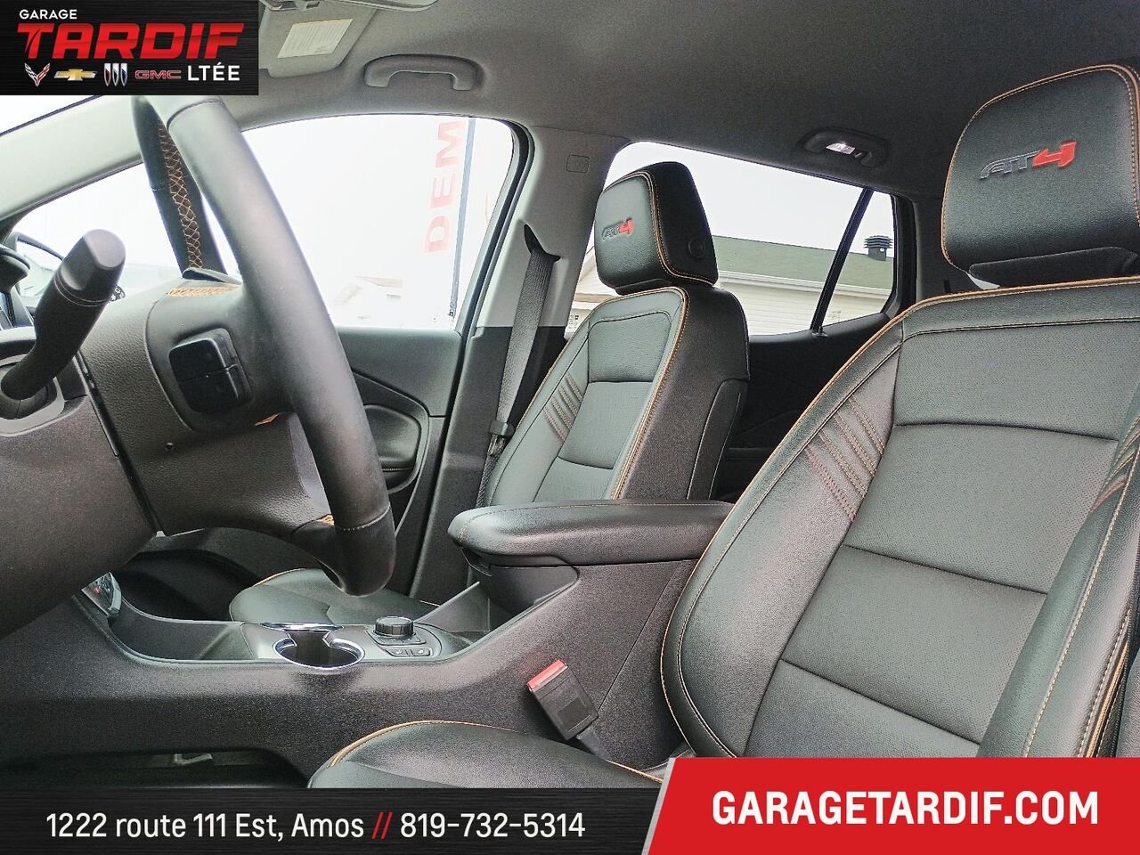 2024 GMC Terrain SLT AWD Red Mont-Laurier - photo #9