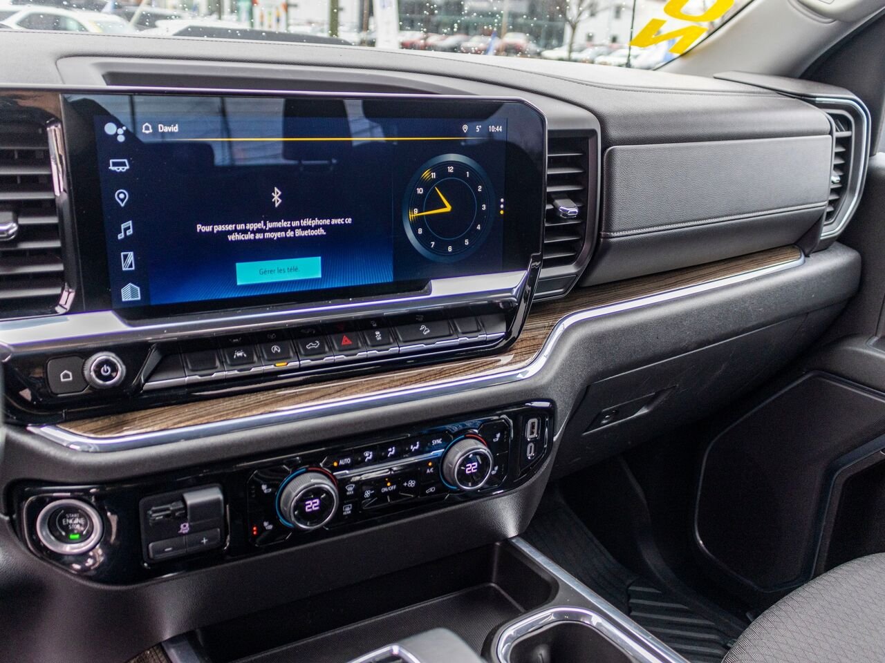 Chevrolet Silverado 1500 LT Trail Boss cabine multiplace 4RM 157 po 2024 Blanc Châteauguay - photo #14