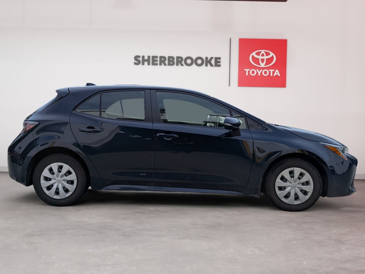 Toyota Corolla à hayon BASE/SIÈGES CHAUFFANTS/CAMÉRA DE RECUL/BLUETOOTH/AC 2022 Bleu Sherbrooke - photo #3