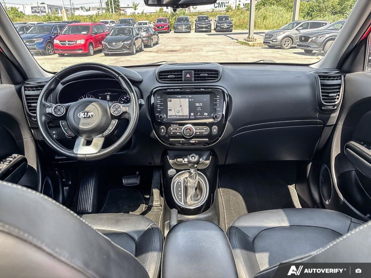Kia Soul KNDJP3A51J7582744 2018 Rouge Mirabel - photo #26