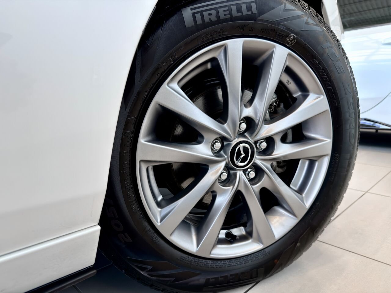 2024 MAZDA MAZDA3 SPORT GX White Notre-Dame-des-Prairies - photo #14