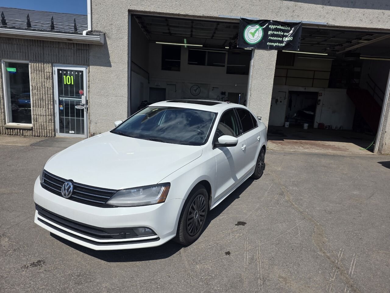 2017 Volkswagen Berline Jetta White  - photo #0