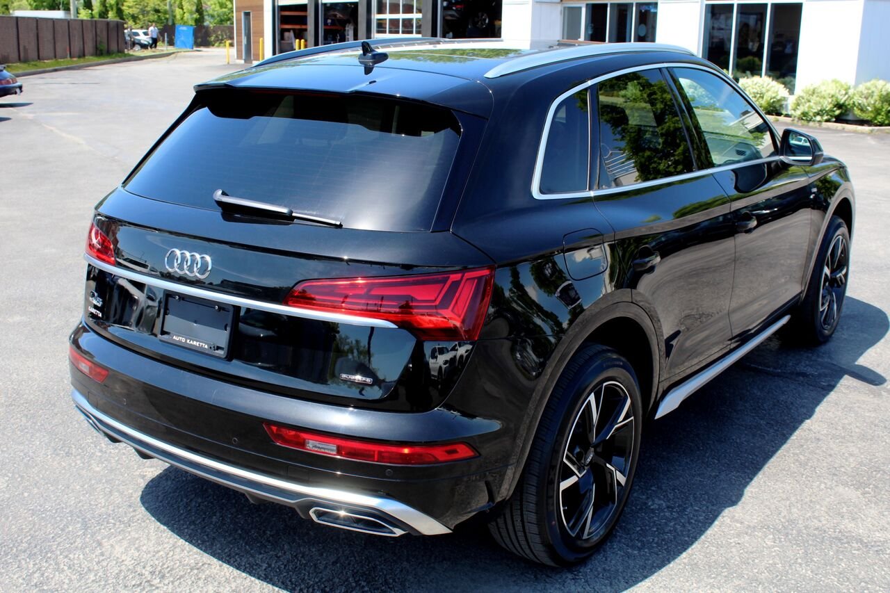 Audi Q5 VIN: WA1EABFY3N2063336 2022 Noir Sainte-Rose - photo #3
