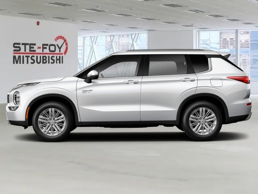 2026 MITSUBISHI Outlander Plug-In Hybrid LE S-AWC White Diamond
