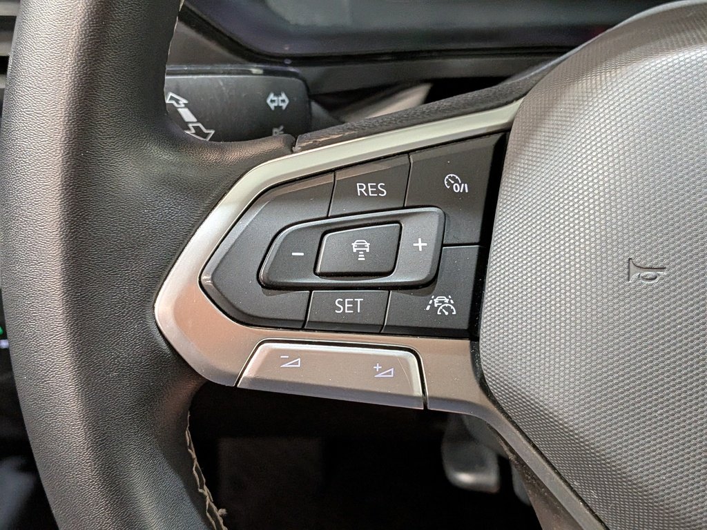 2022 Volkswagen Taos Highline 4MOTION White Val-David - photo #14