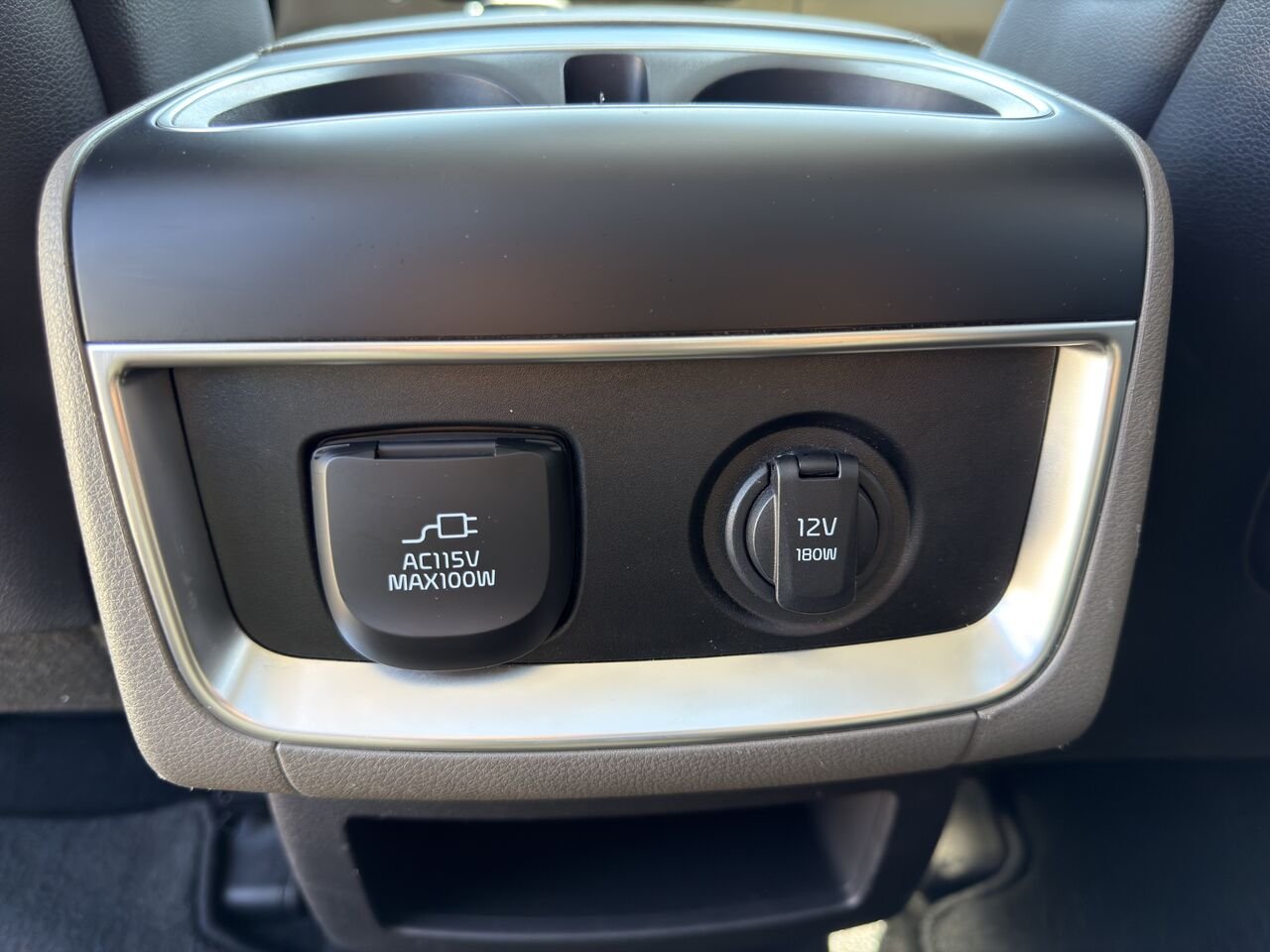 Kia Carnival 2025 Noir Thetford Mines - photo #35