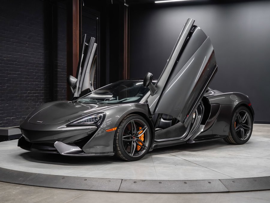 2018 McLaren 570S 2018 Grey