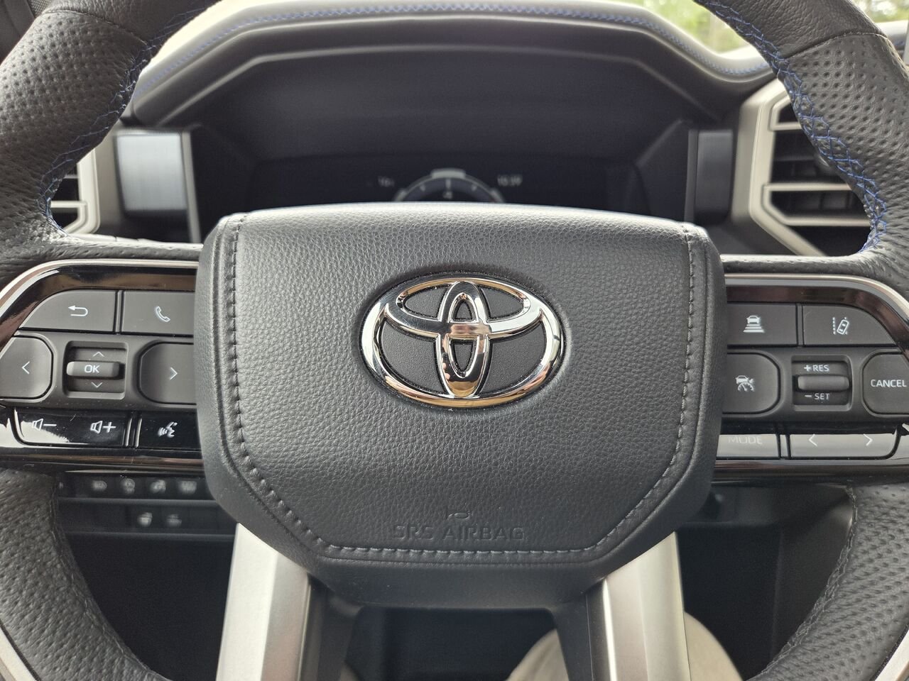 Toyota TUNDRA 2026 Noir Amos - photo #18