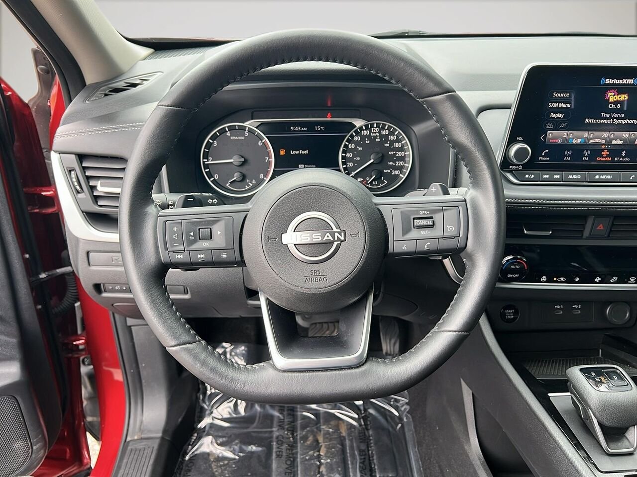 2024 Nissan ROGUE S TRACTION INTEGRALE Red Québec - photo #11