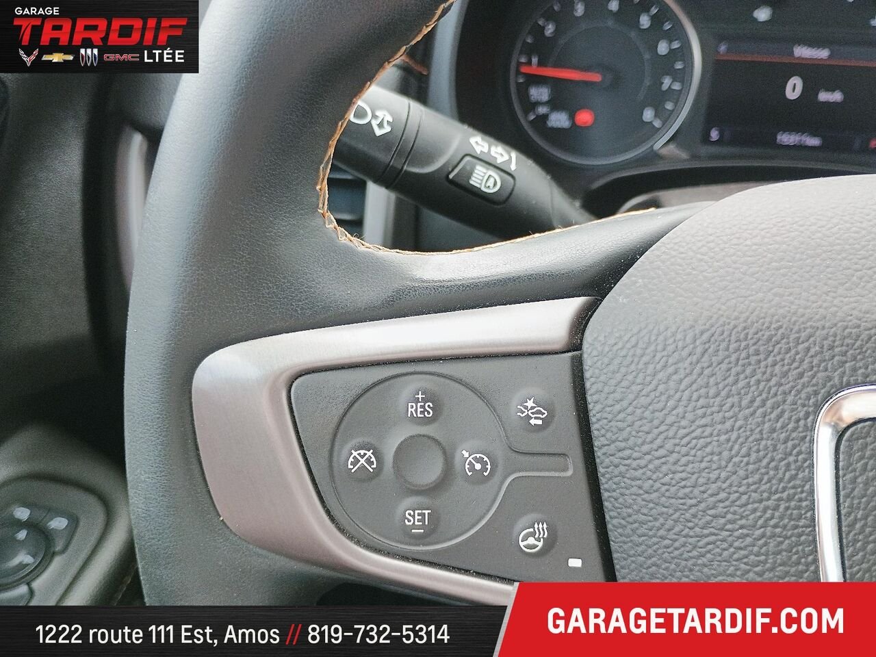 2024 GMC Terrain SLT AWD Red Mont-Laurier - photo #15