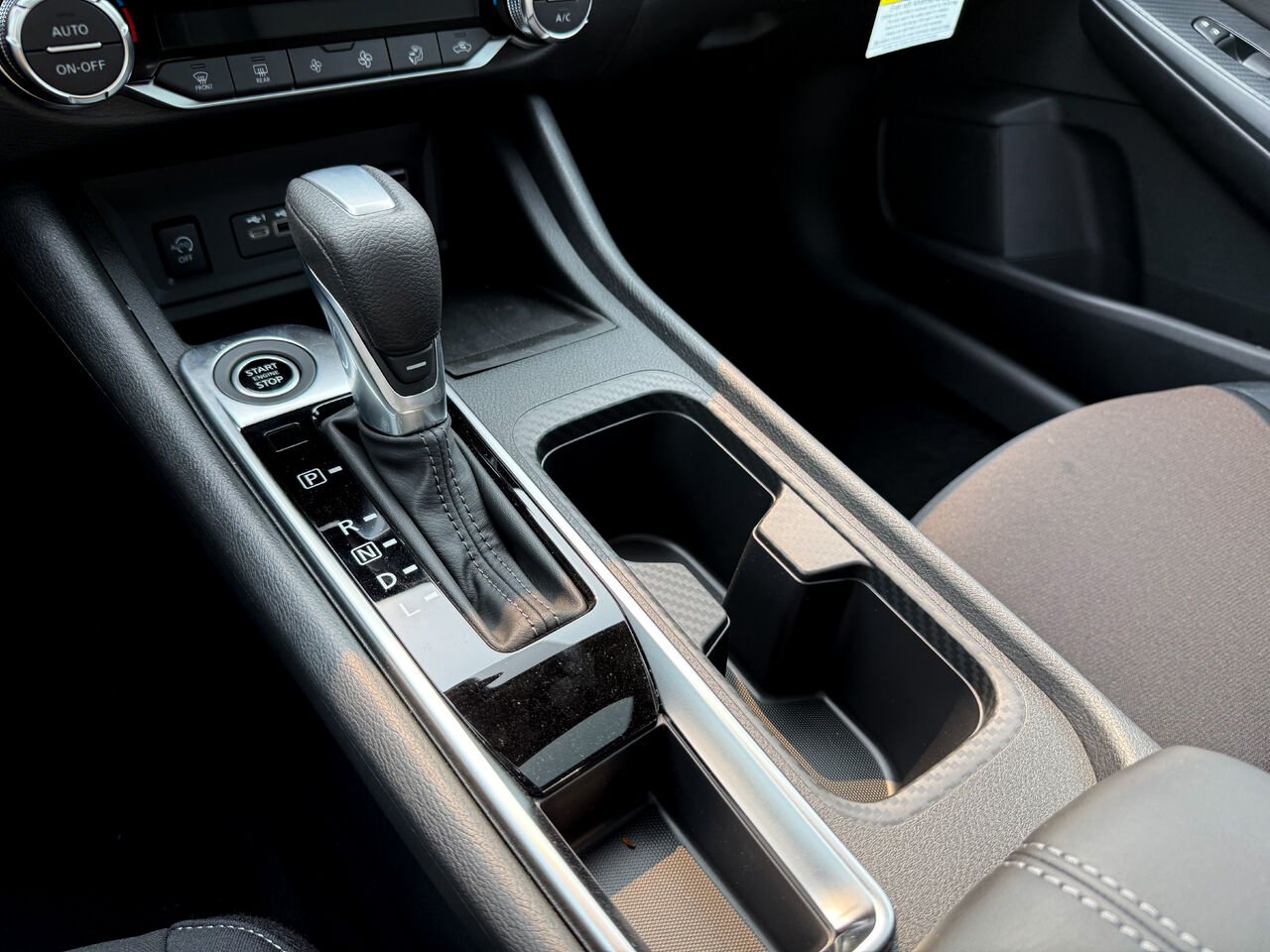 Nissan Sentra SENTRA SV TOIT OUVRANT 2025 Teinte braise écarlate Châteauguay - photo #14