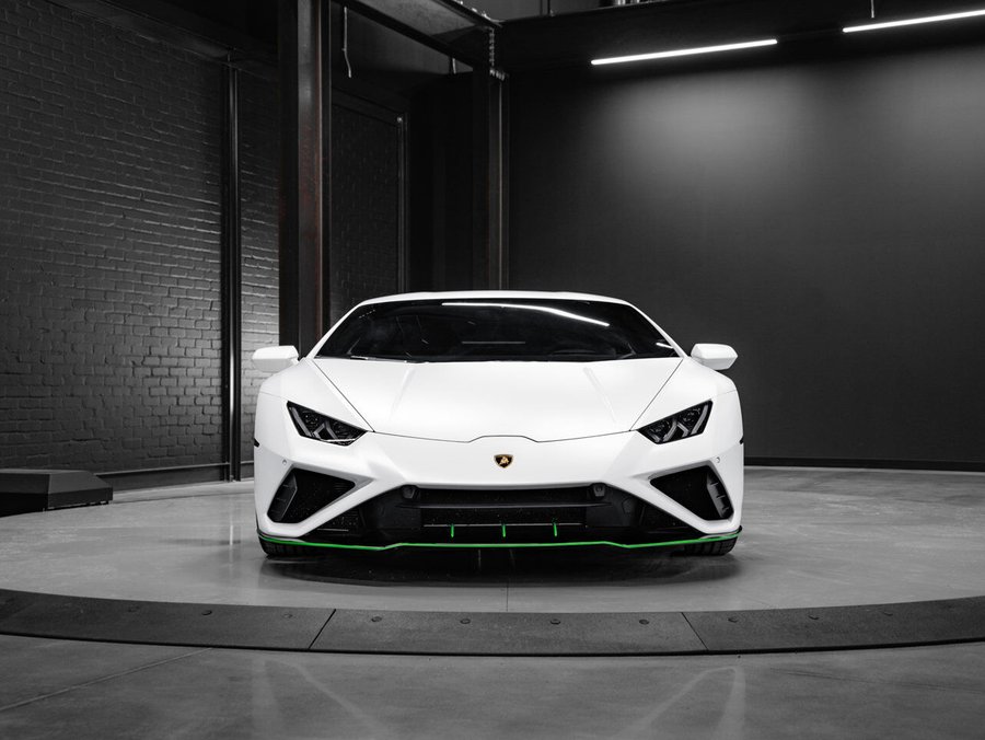 2020 Lamborghini Huracan EVO 2020 White