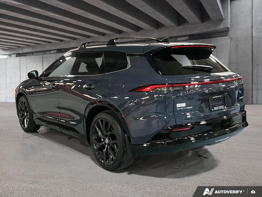 2025 Toyota Crown Signia 2025 Blue