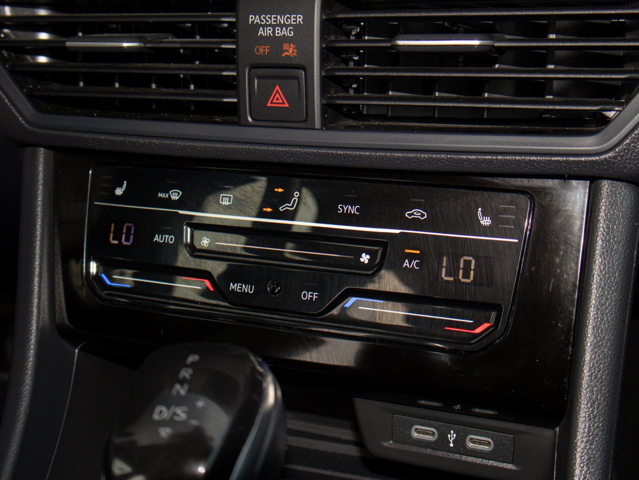 2025 Volkswagen Jetta Comfortline Auto Monterey Blue Pearl Sherwood Park - photo #25