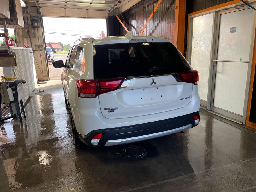 Mitsubishi Outlander 2018 2018 Blanc