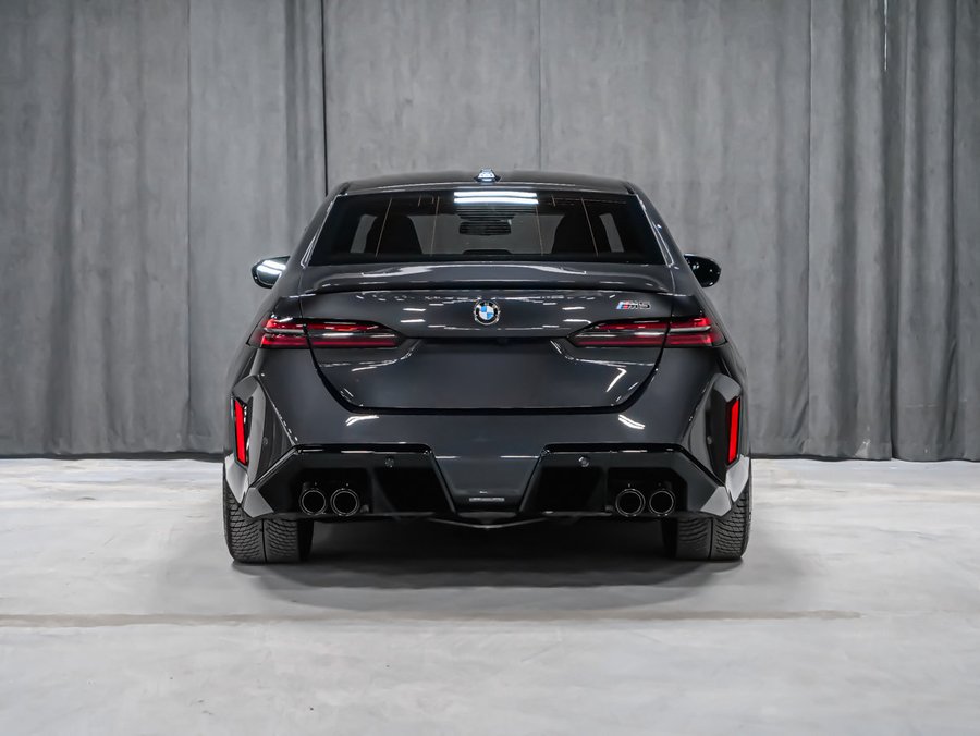 2025 BMW M5 Black