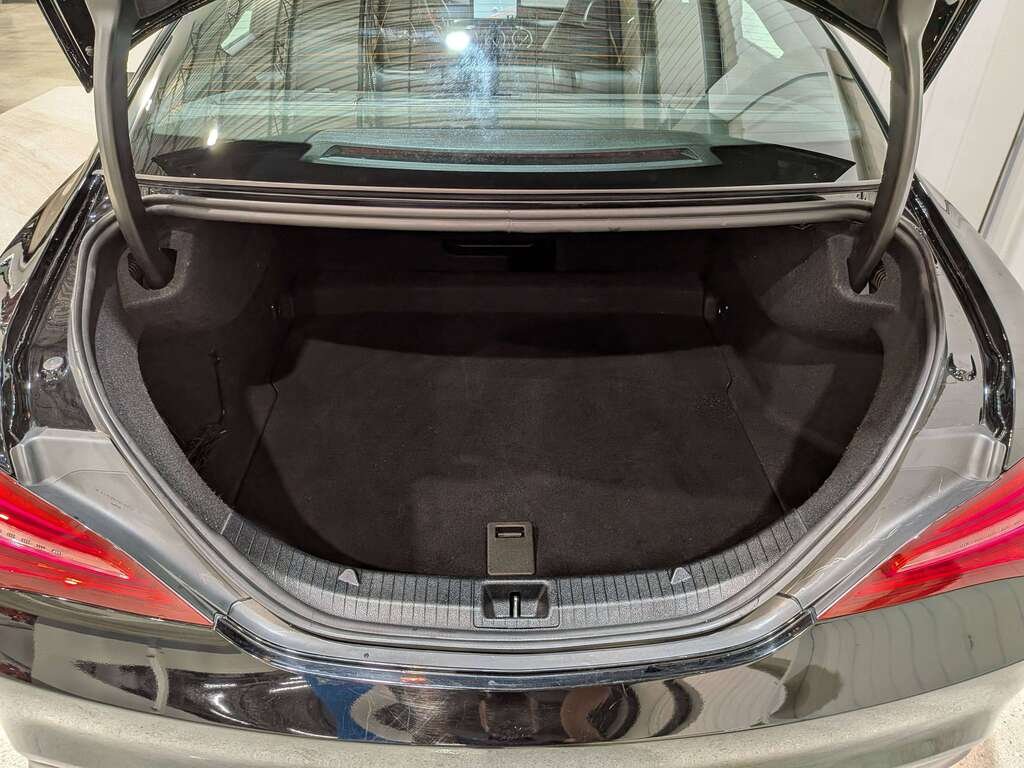 2019 Mercedes-Benz CLA CLA 250 4MATIC Coupe Black Val-David - photo #6