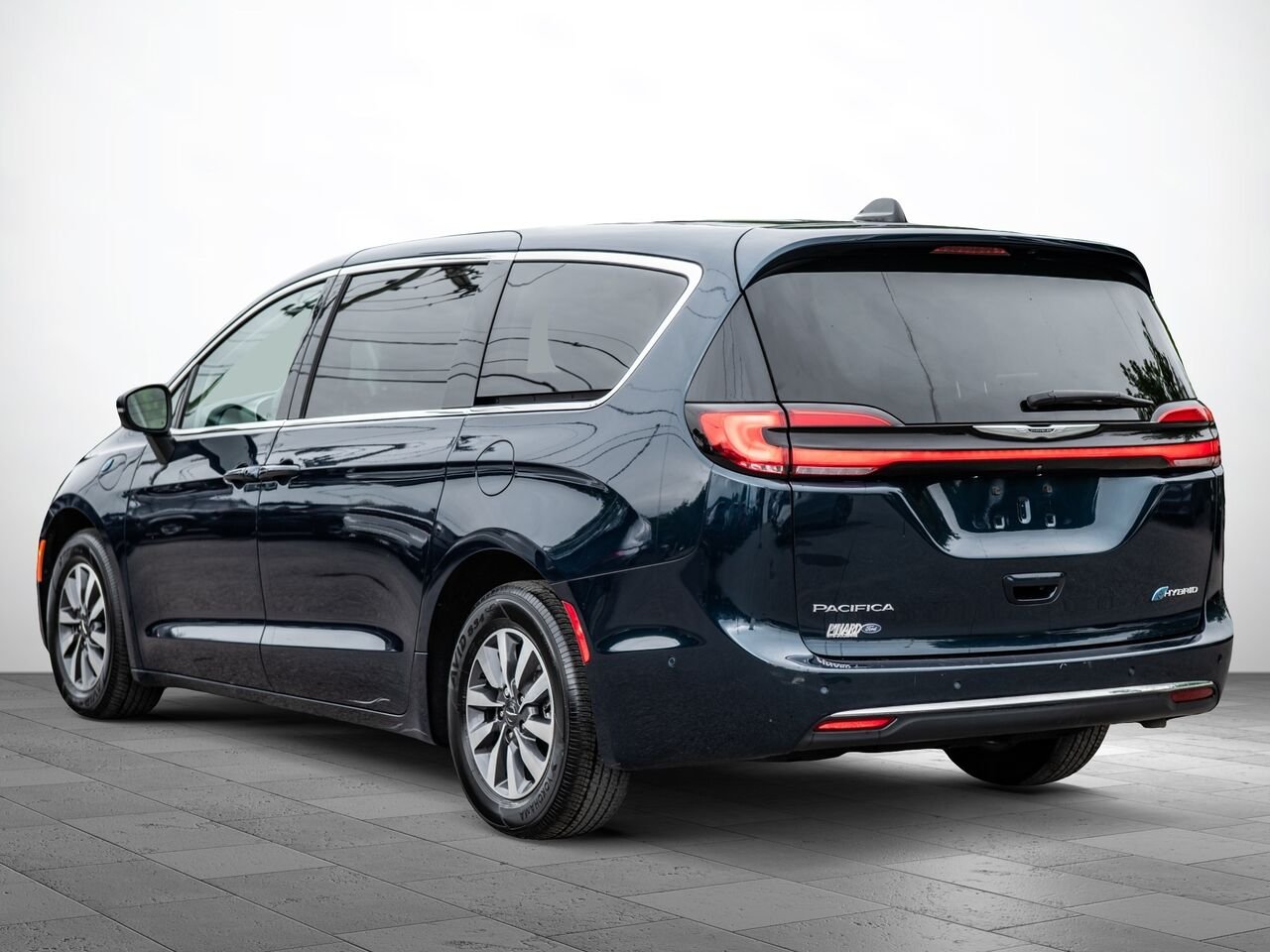 Chrysler Pacifica Hybrid 2023 Bleu Sainte-Julienne - photo #5