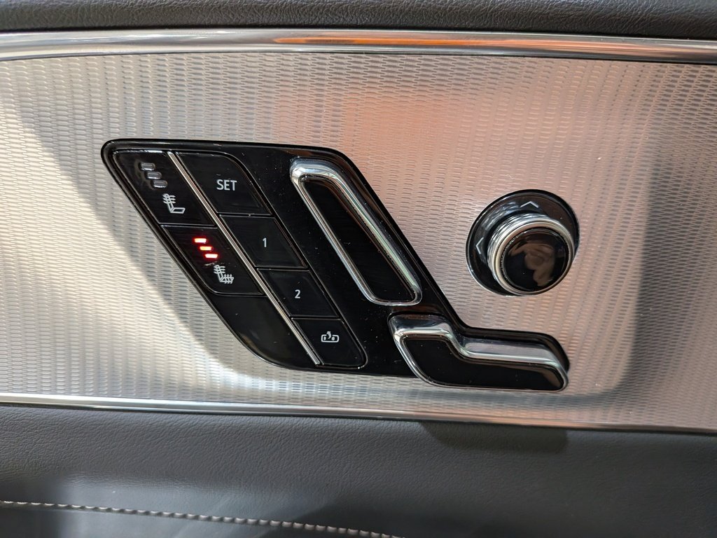 Cadillac LYRIQ 4dr Tech w/1SA 2024 Argent Val-David - photo #32