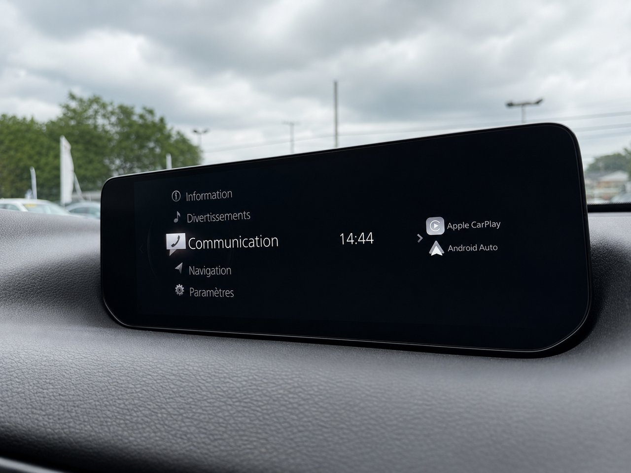 Mazda CX-50 JAMAIS ACCIDENTÉ / AWD ( 4X4) / TURBO / APPLE CARPLAY ET ANDROID AUTO 2024 Noir Châteauguay - photo #12