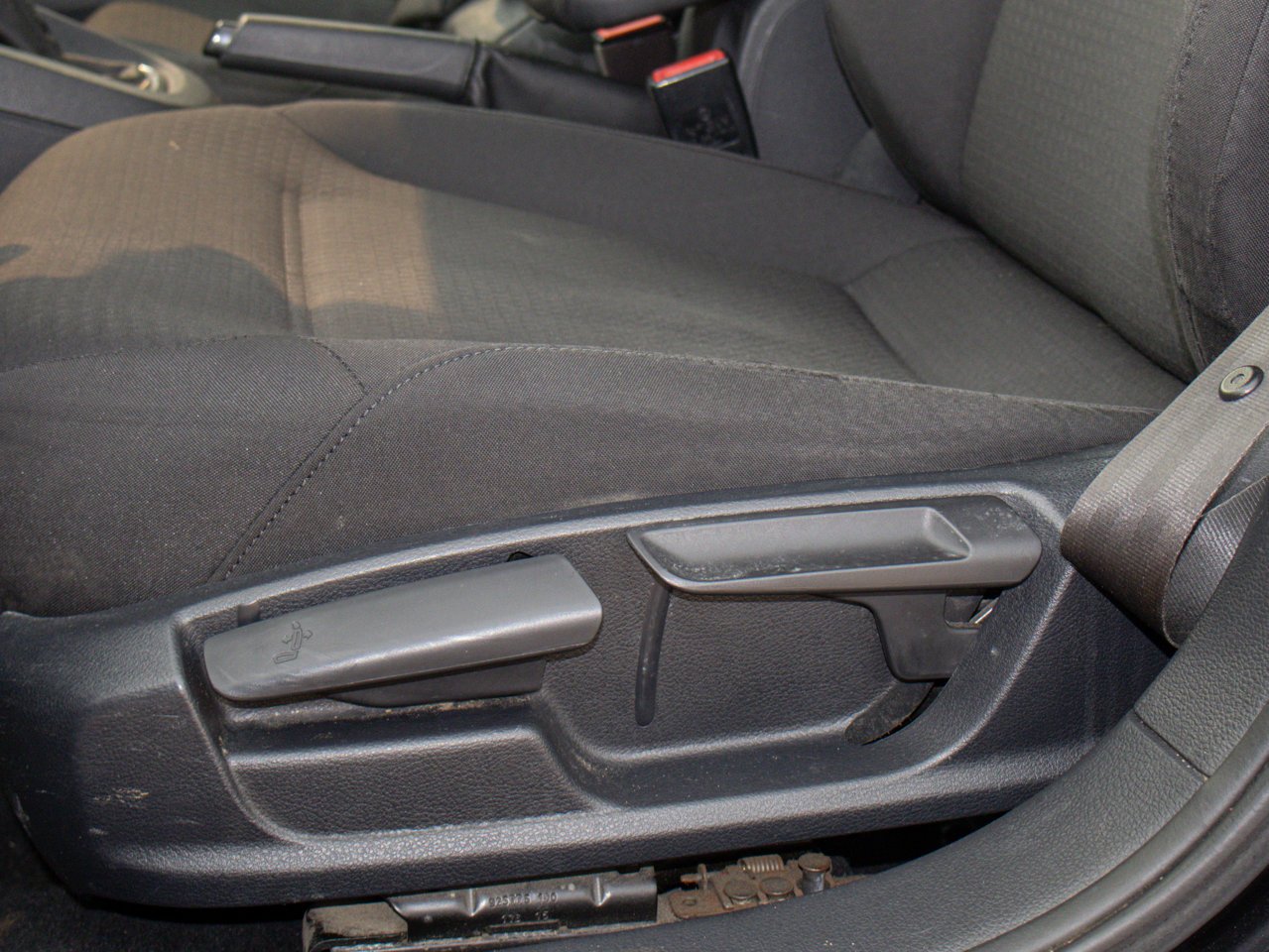 2016 Volkswagen Jetta Sedan 4dr 1.4 TSI Auto Trendline Black Sherwood Park - photo #17