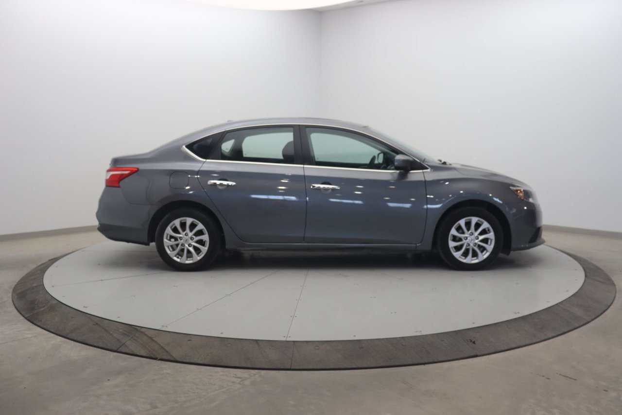 Nissan Sentra SV 2018 Gris Baie-Comeau - photo #2