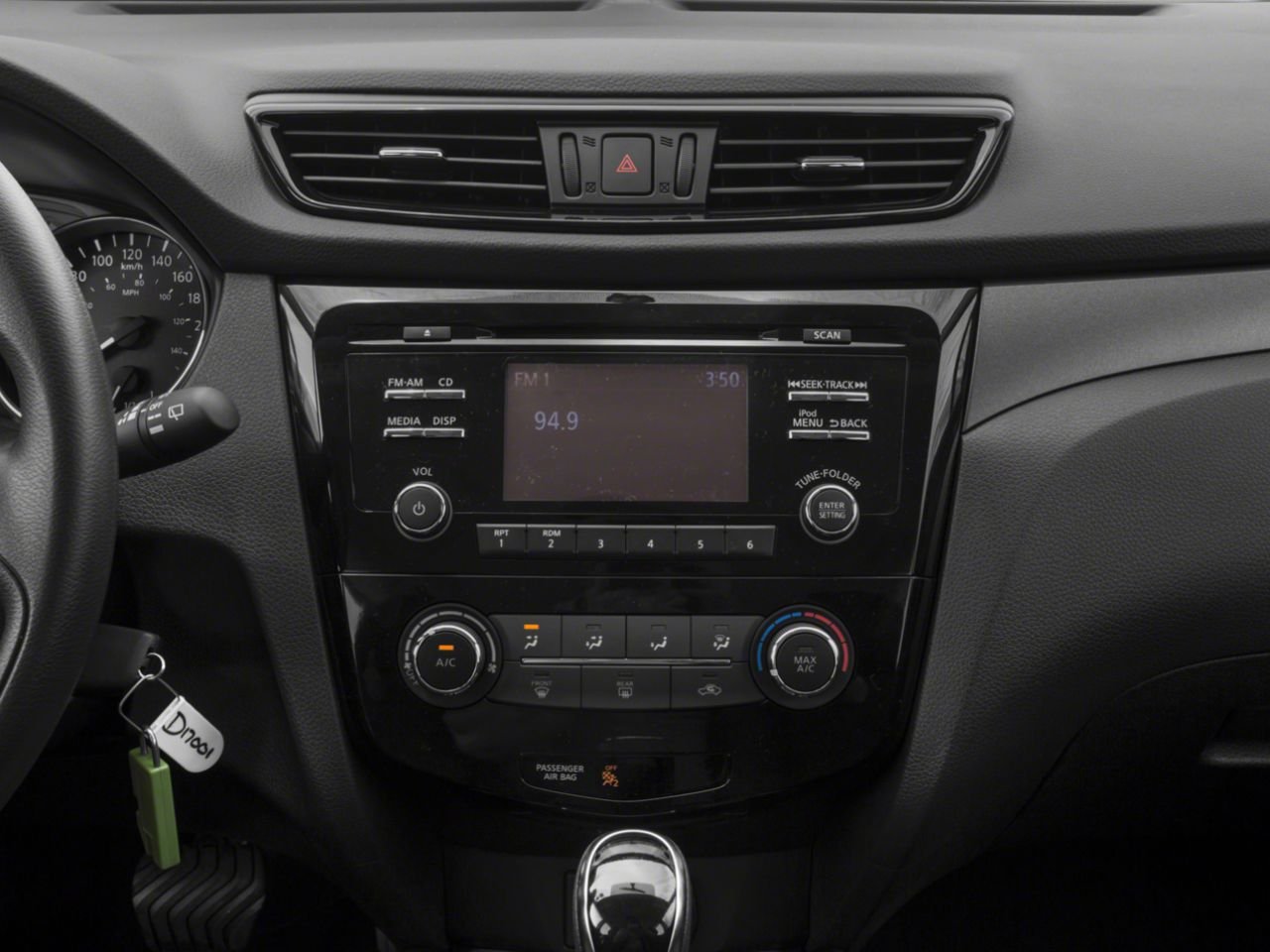 2018 Nissan Qashqai White Saint-Georges - photo #3
