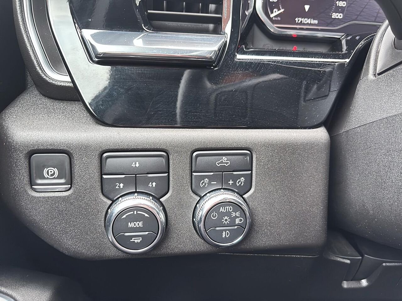 2024 GMC SIERRA 2500HD SLE White Saint-Hyacinthe - photo #14