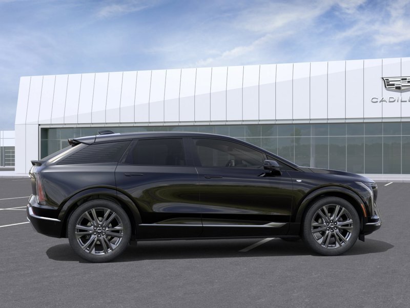 2026 CADILLAC OPTIQ 2026 Black Raven