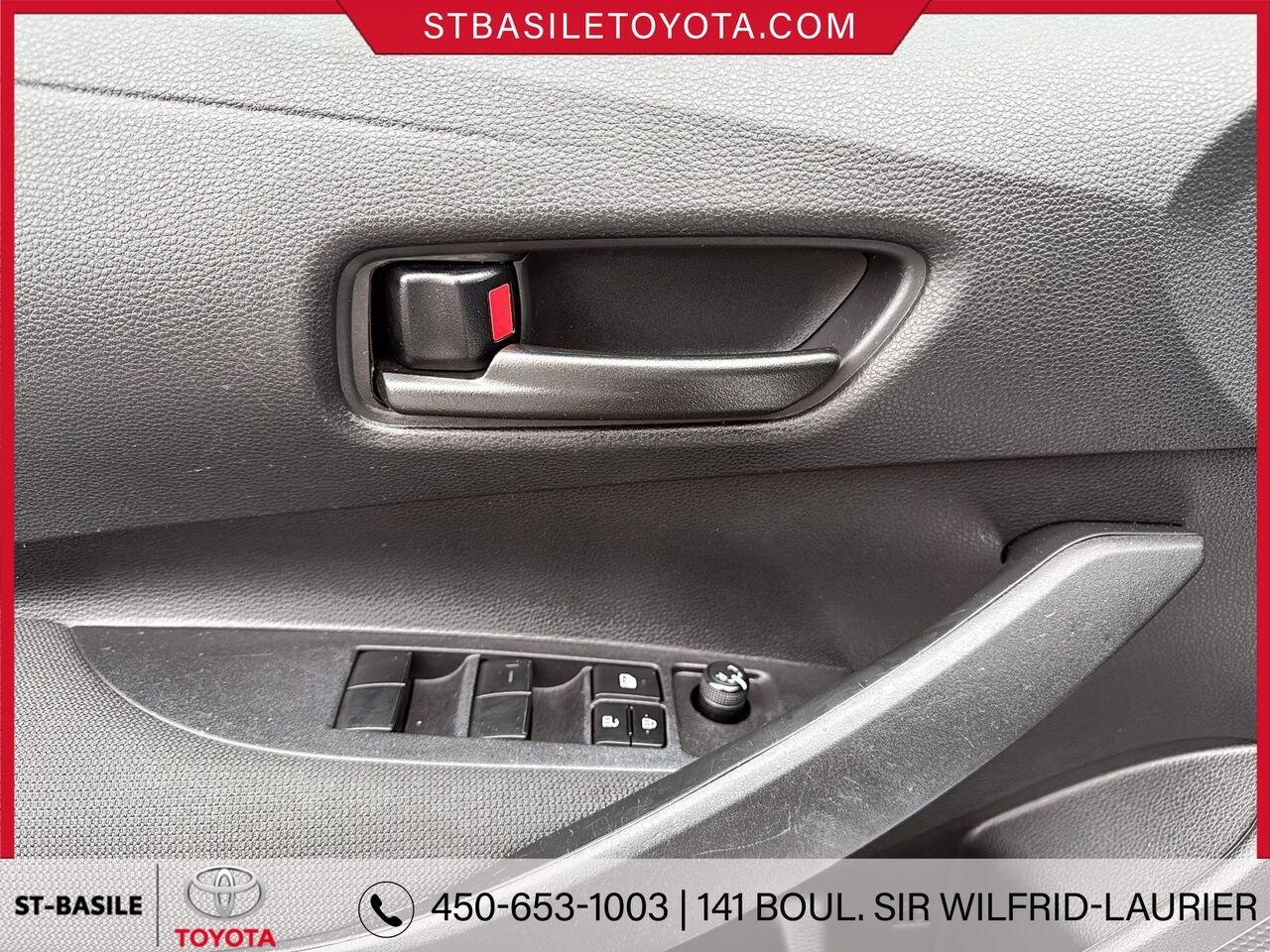2023 Toyota COROLLA Classic Silver Metallic Saint-Basile-le-Grand - photo #13