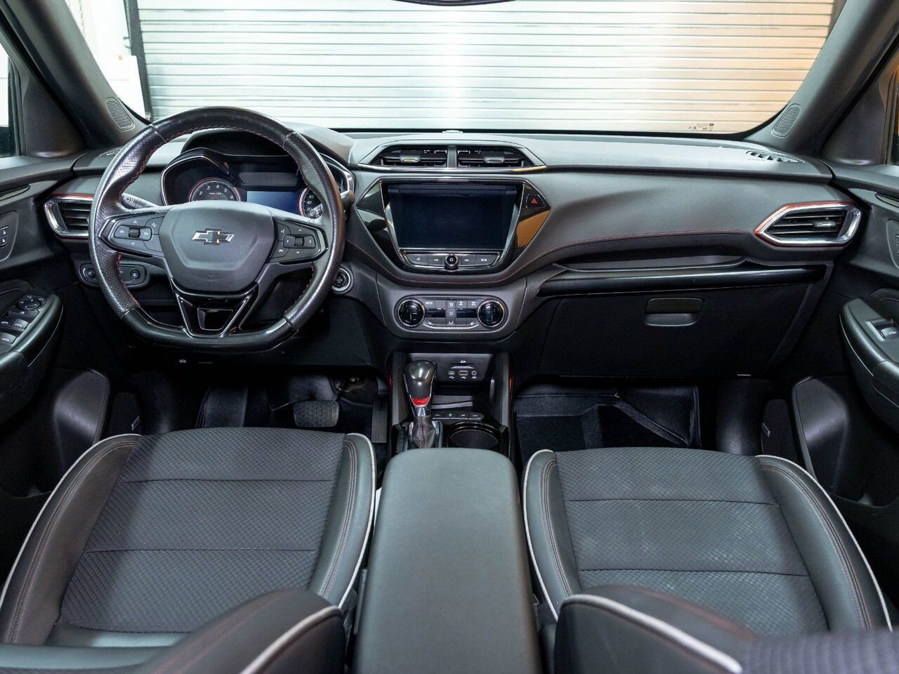 Chevrolet Trailblazer RS AWD *SIÈGES CHAUFF* CARPLAY GR TECH WIFI USB 2021 Noir Saint-Jérôme - photo #10