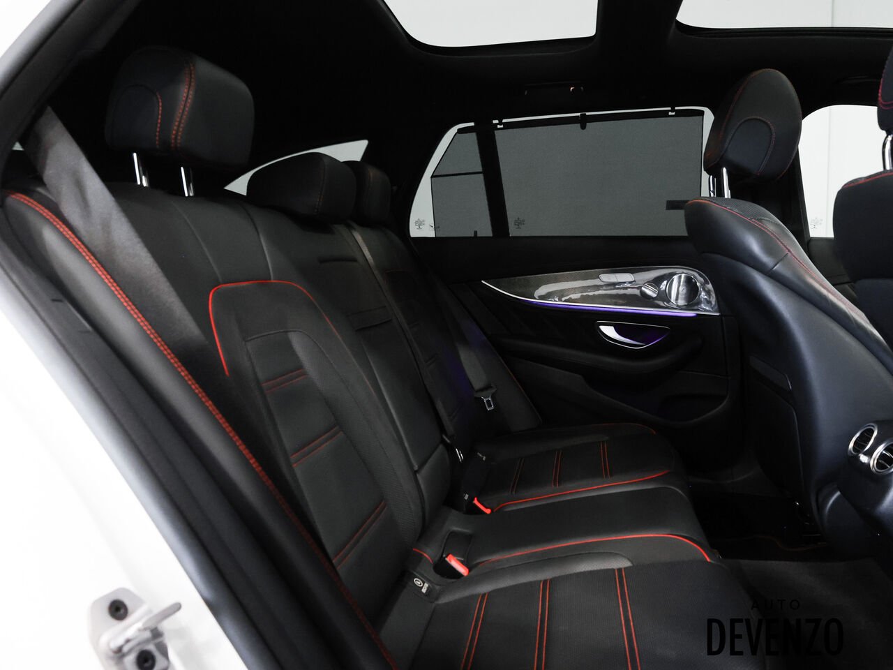 Mercedes-Benz E-Class 2019 Blanc Saint-Eustache - photo #10