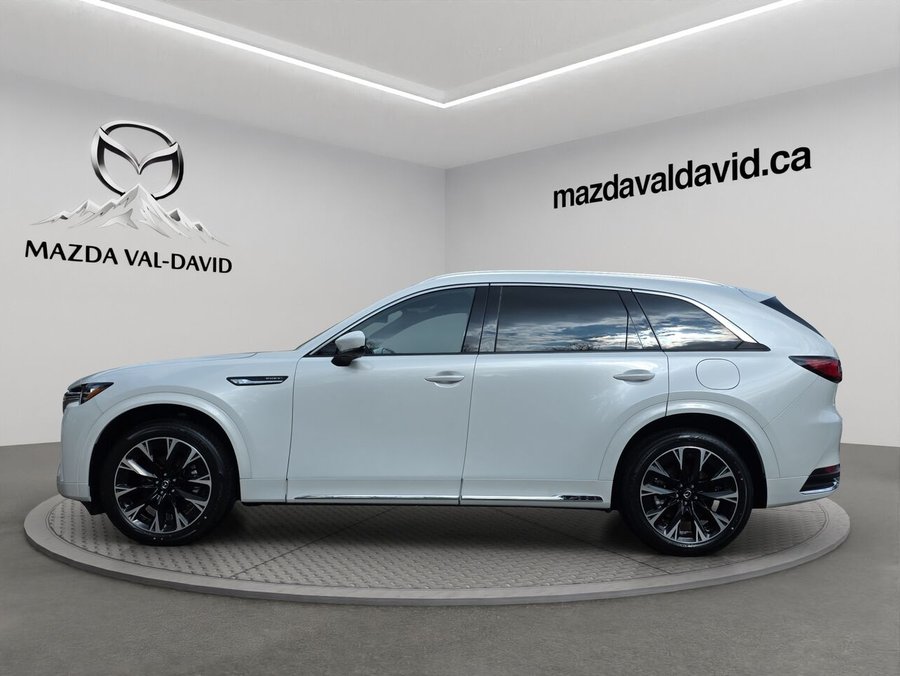 2026 Mazda CX-90 PHEV Signature PHEV, 7 passagers, toit pano, cuir, sièges ventilés Platinum Quartz Metallic