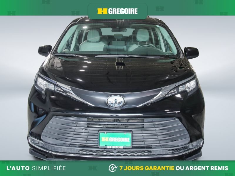 2023 Toyota Sienna Black Saint-Eustache - photo #1