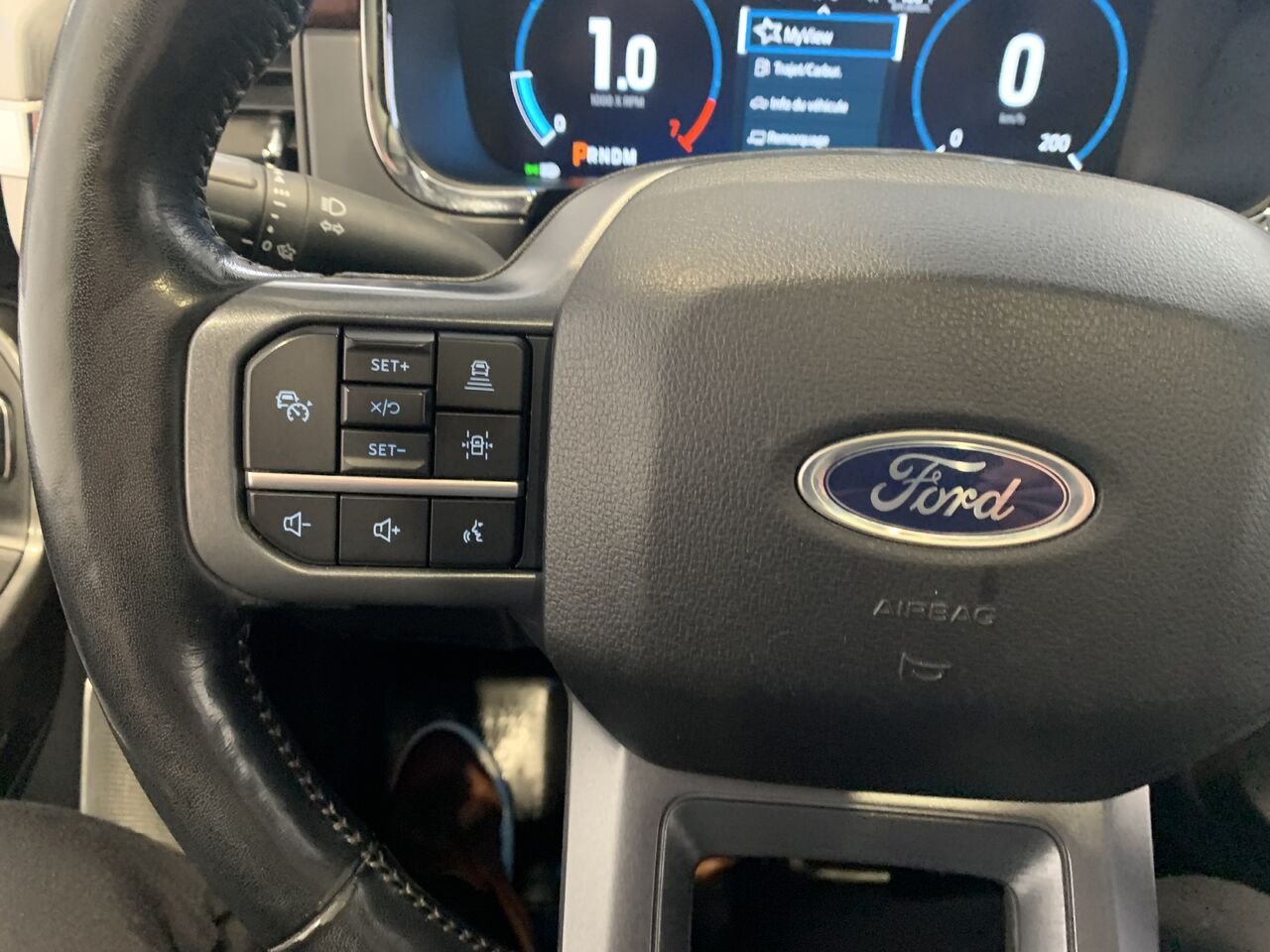 Ford F-150 SUPERCREW LARIAT 2023 Noir Saint-Eustache - photo #48