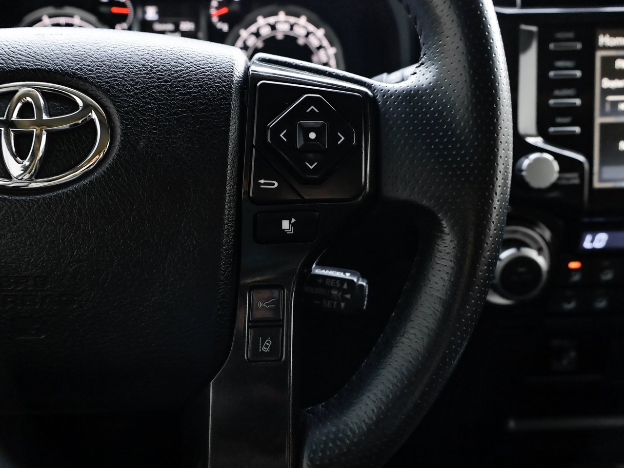 2021 Toyota 4Runner 4WD Black Sherwood Park - photo #22