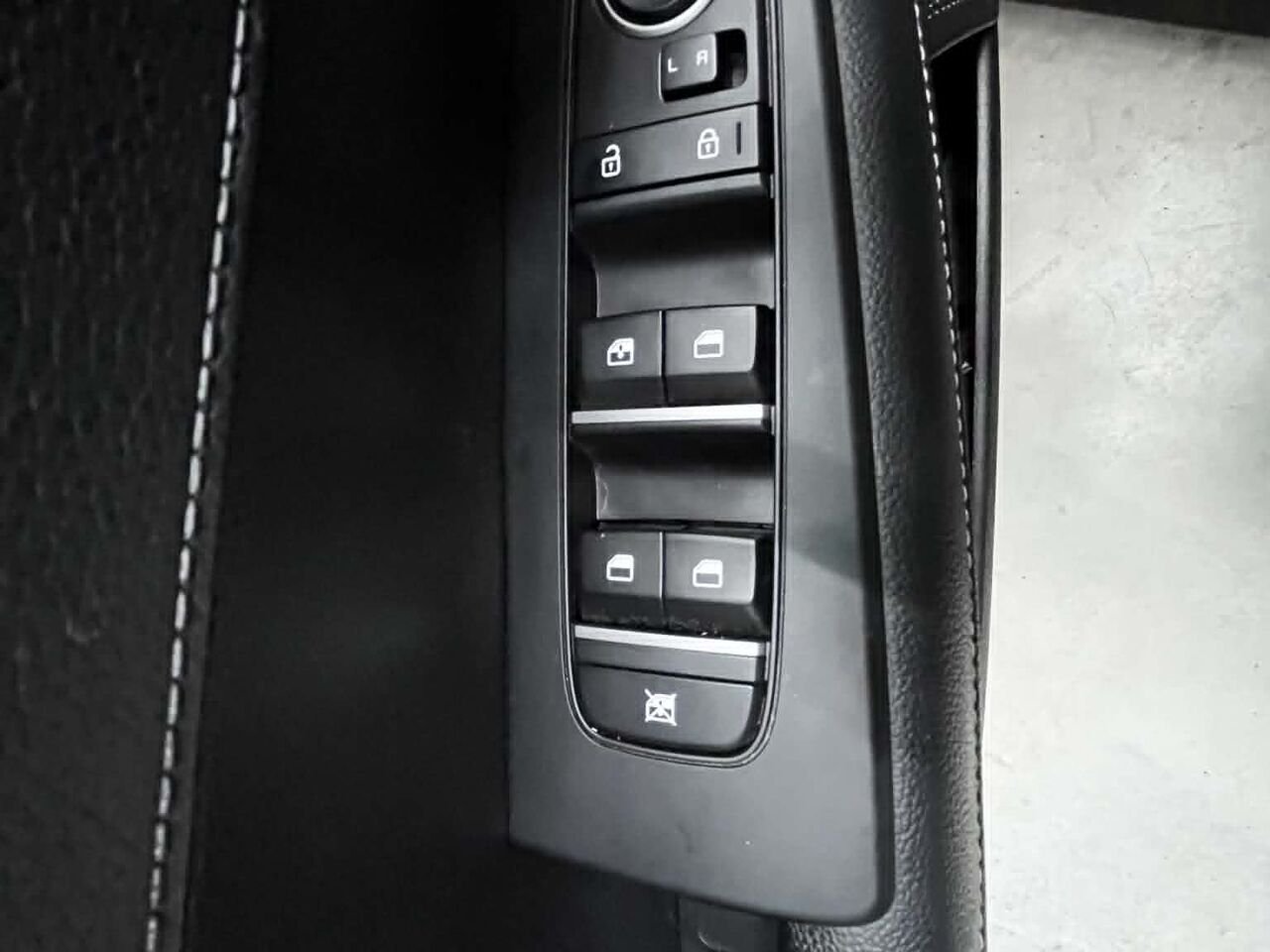 Kia Forte 2021 Noir Blainville - photo #18