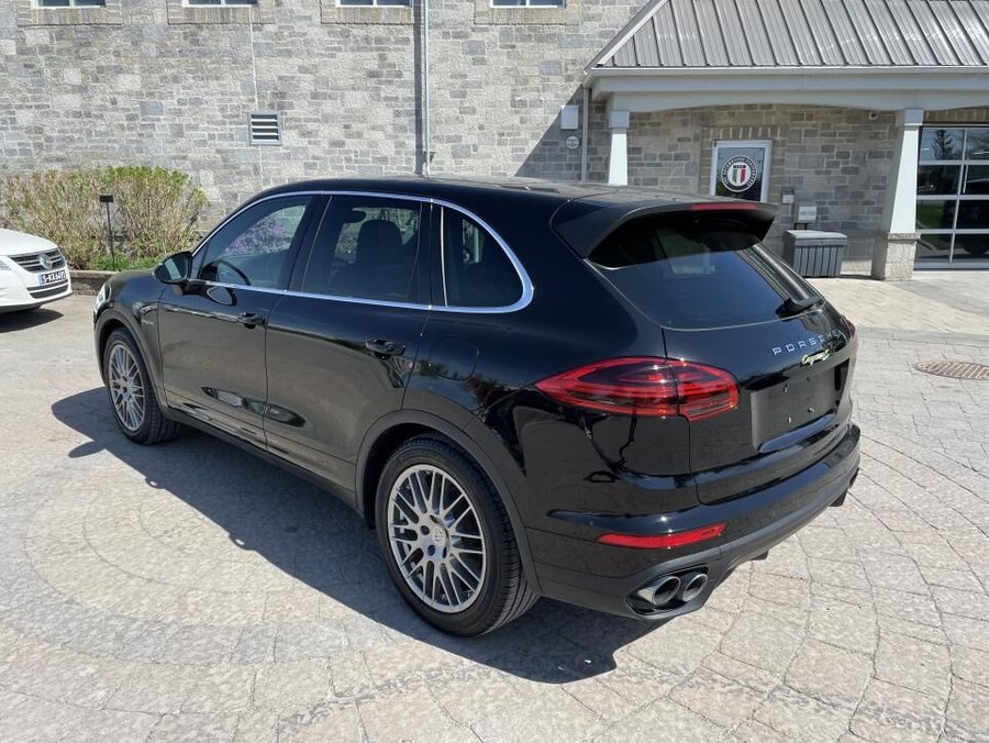 Porsche Cayenne 2016 2016 Noir