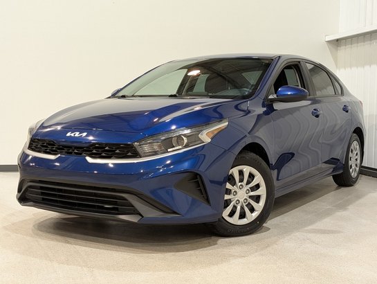 Kia Forte LX Manual 2022 Bleu