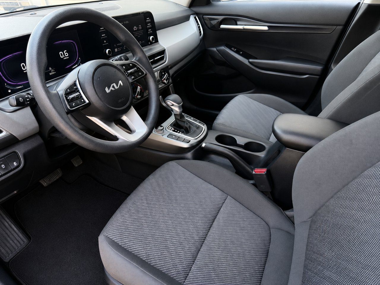 Kia Seltos LX 2024 Bleu Châteauguay - photo #1
