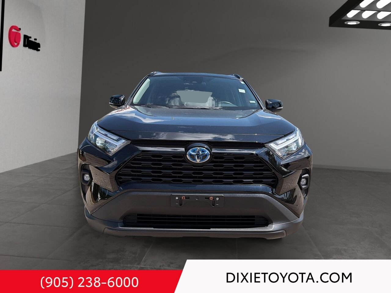 2024 Toyota RAV4 Hybrid XLE PREMIUM AWD / CLEAN CARFAX / HEATED SEATS / MOONROOF / ALLOY WHEELS / CARPLAY AND ANDROID AUTO Midnight Black Metallic Mississauga - photo #1
