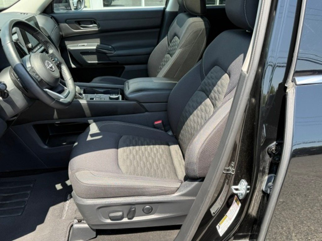 2024 Nissan Pathfinder Black Saint-Basile-le-Grand - photo #8