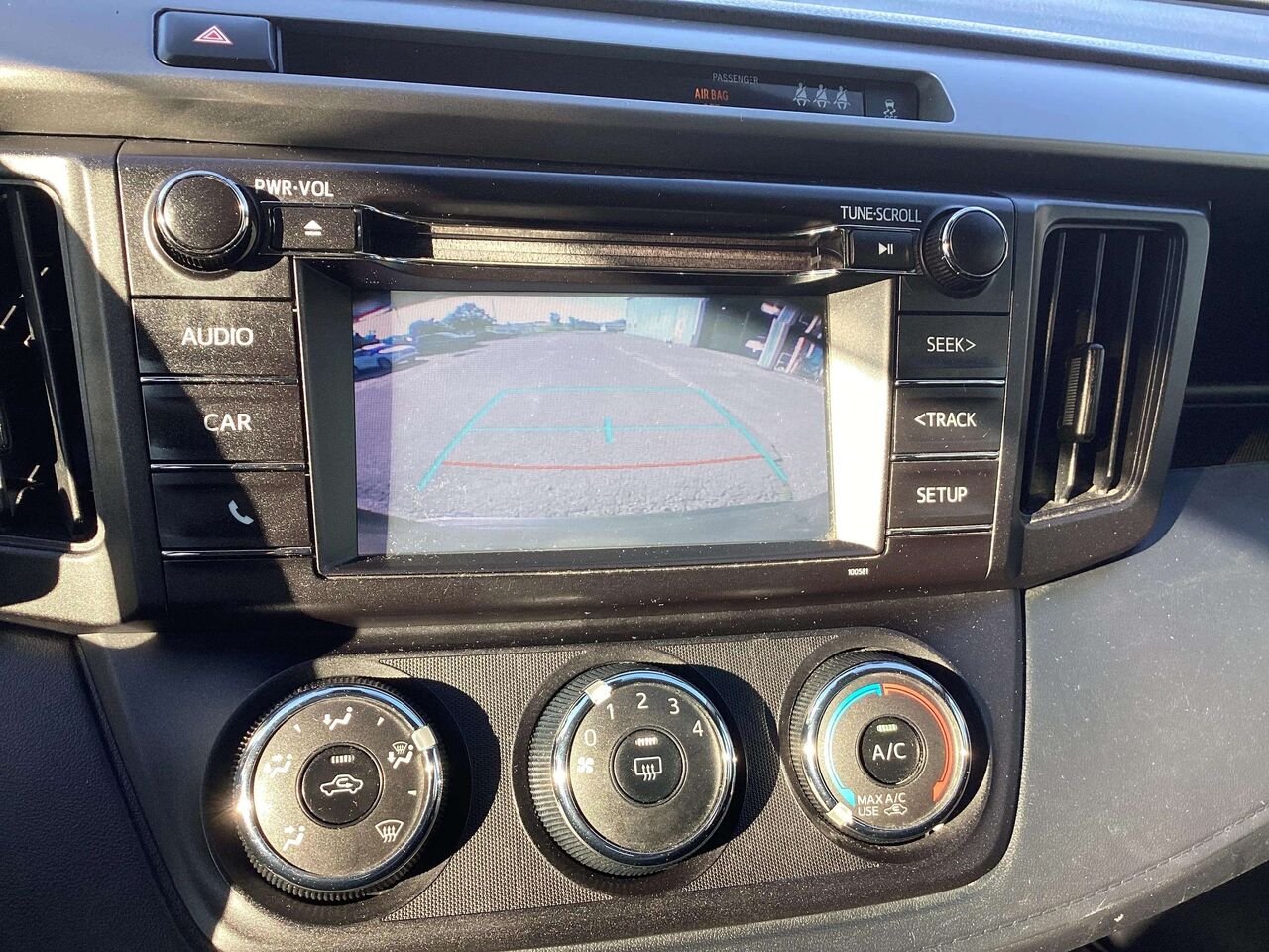 Toyota RAV4 2018 Gris Gatineau - photo #13