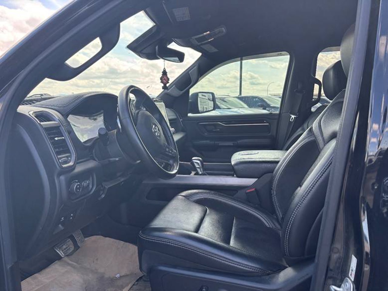 2022 Ram 1500 Sport 4x4 Crew Cab 5'7 Box Black Sherwood Park - photo #5