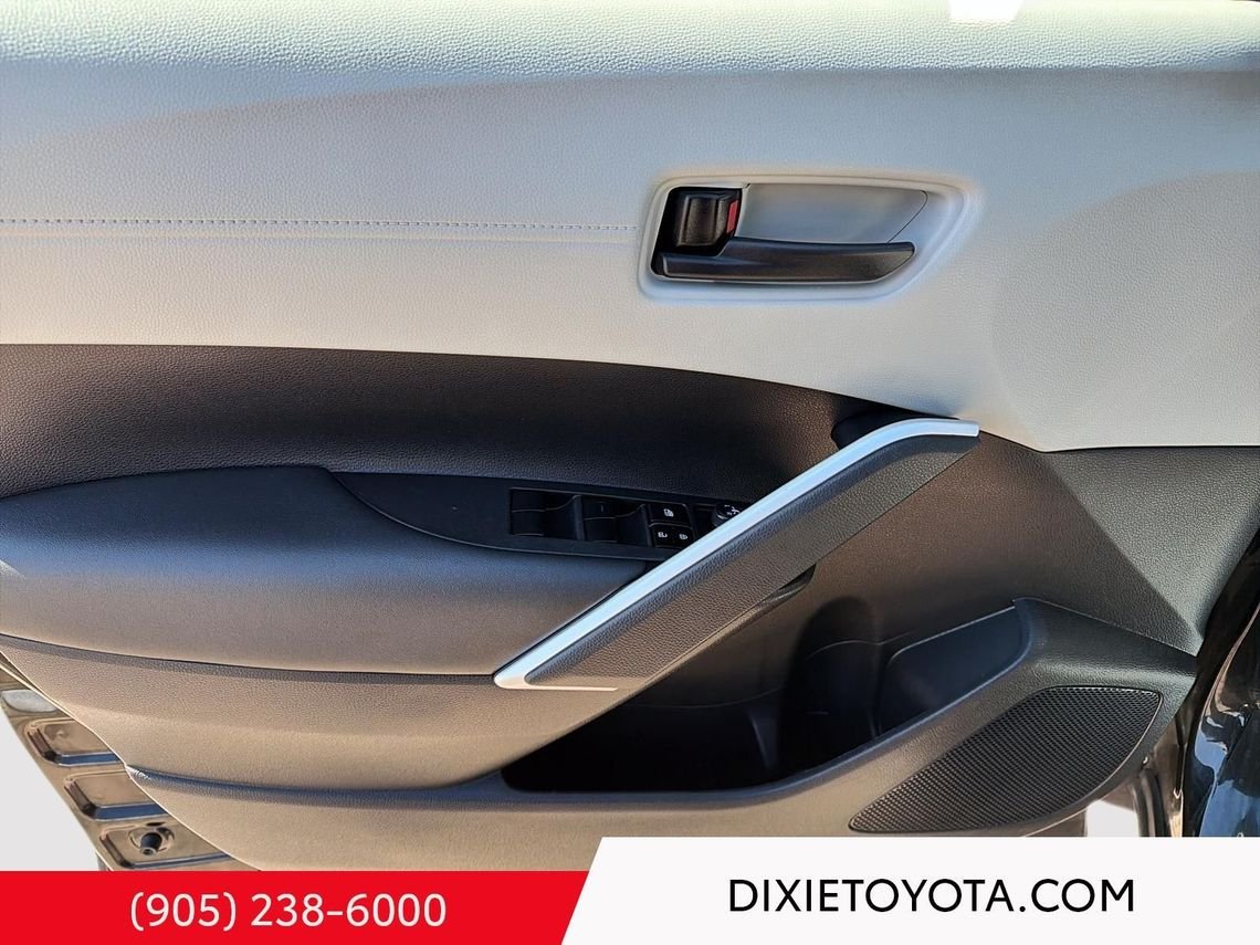 2024 Toyota Corolla Cross Heated Seats, Bluetooth Jet Black Mica Mississauga - photo #8