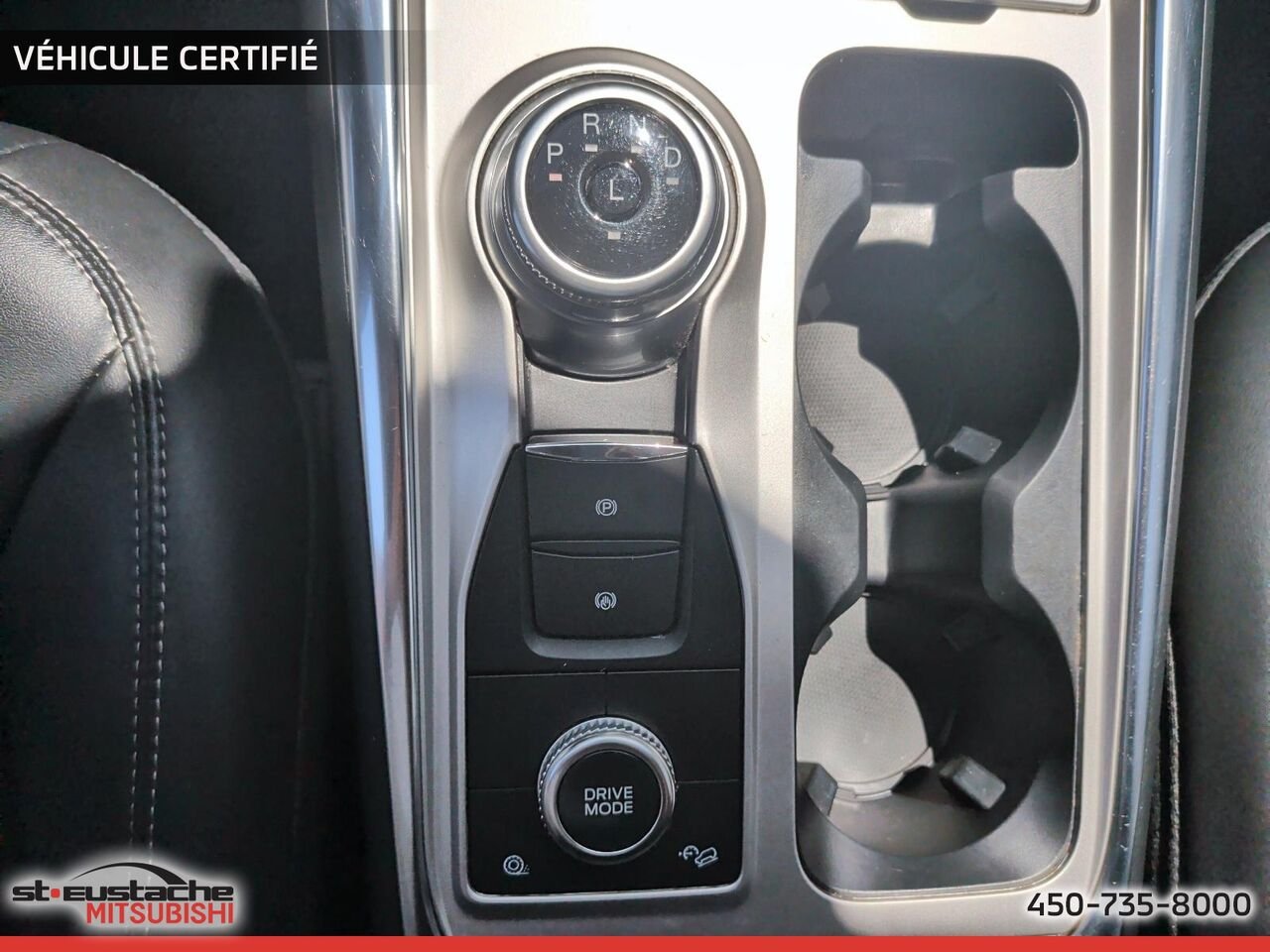 2022 Ford Explorer White Saint-Eustache - photo #11