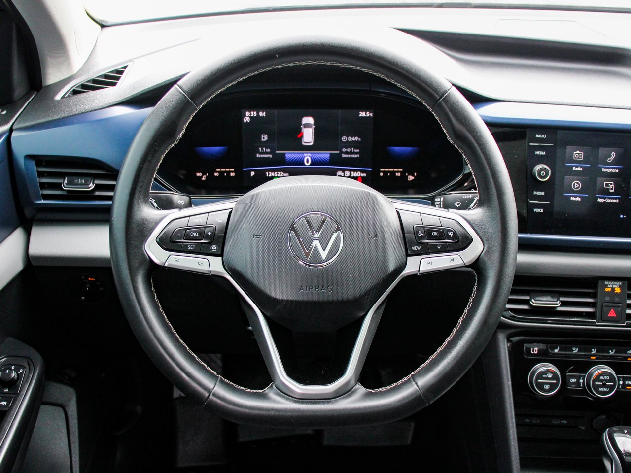 2022 Volkswagen Taos Comfortline 4MOTION Blue Sherwood Park - photo #17