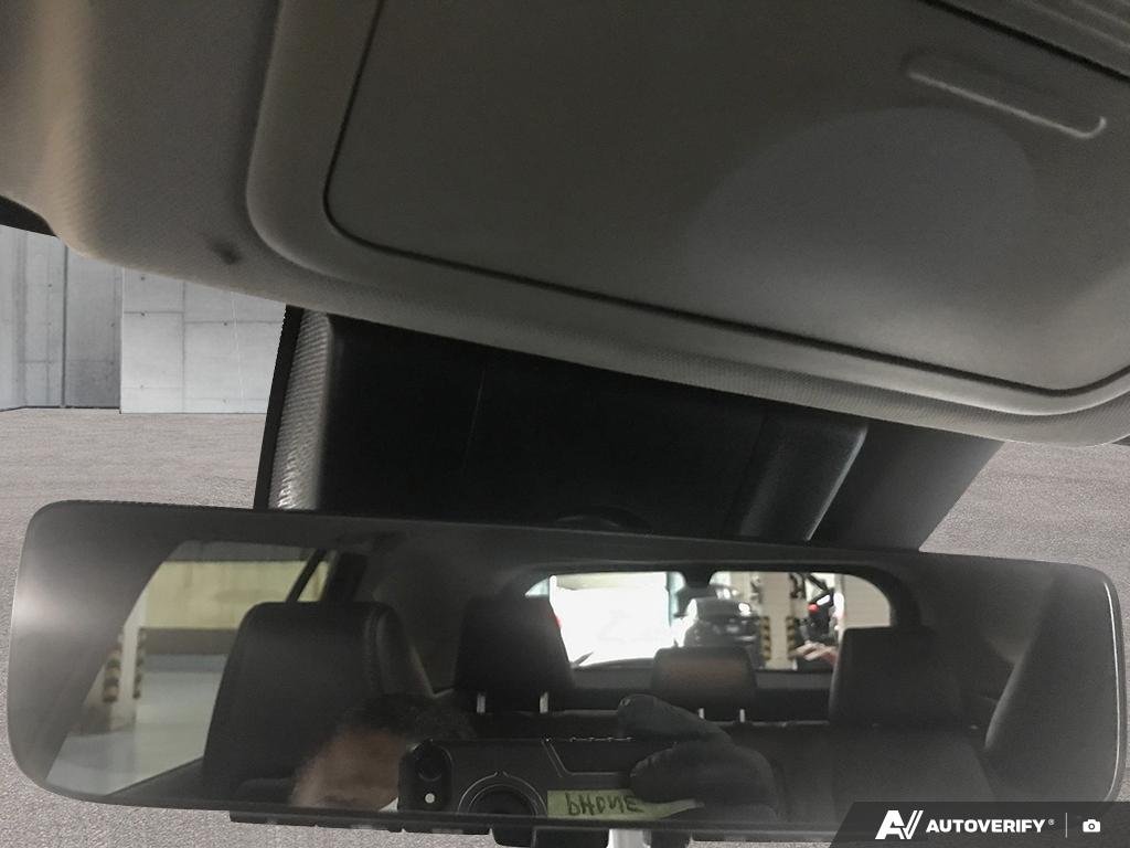 2021 Toyota RAV4 2601418A | Hybrid Limited Blue Edmonton - photo #19