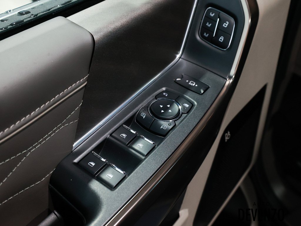Ford F-450 Super Duty 2026 Noir Saint-Eustache - photo #11